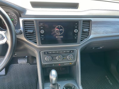2020 Volkswagen Atlas Cross Sport SE