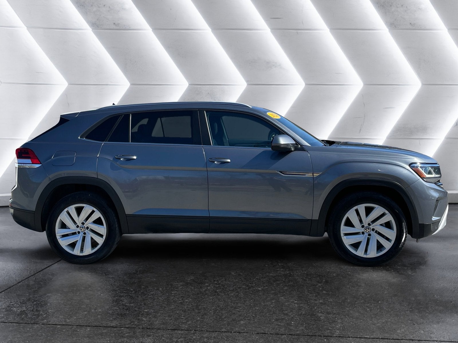 2020 Volkswagen Atlas Cross Sport SE