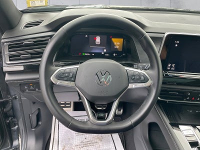 2025 Volkswagen Atlas Cross Sport 2.0T SEL Premium R-Line