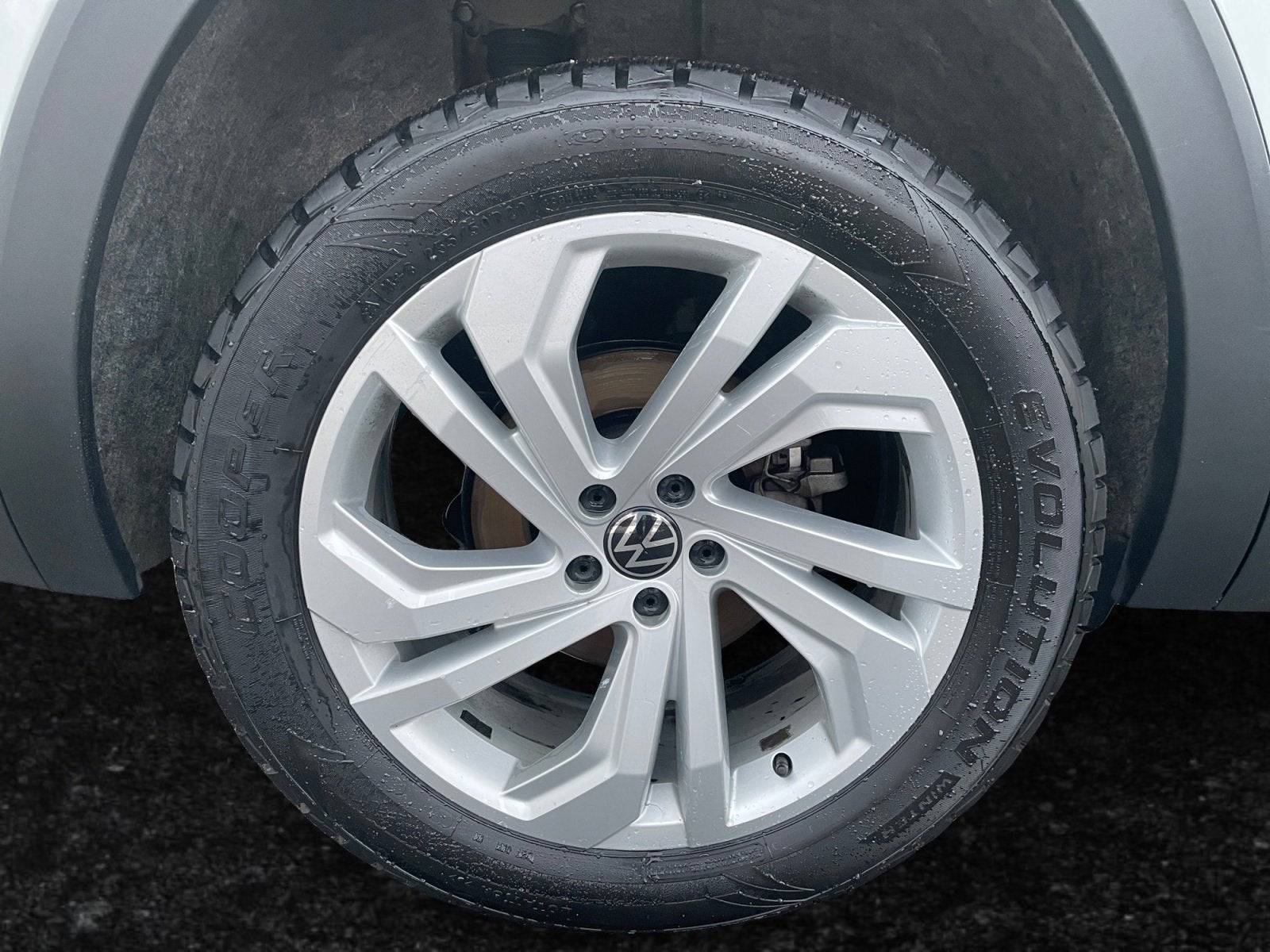 2021 Volkswagen Atlas 3.6L V6 SE w/Technology