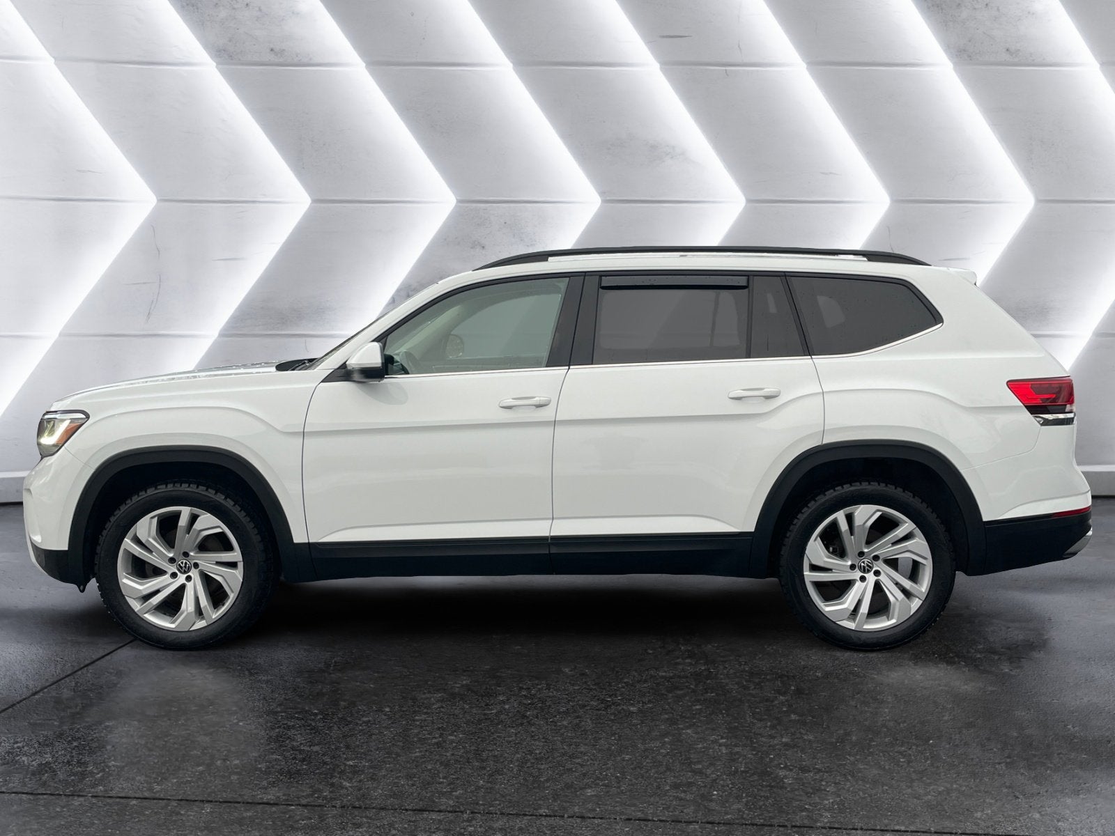2021 Volkswagen Atlas 3.6L V6 SE w/Technology