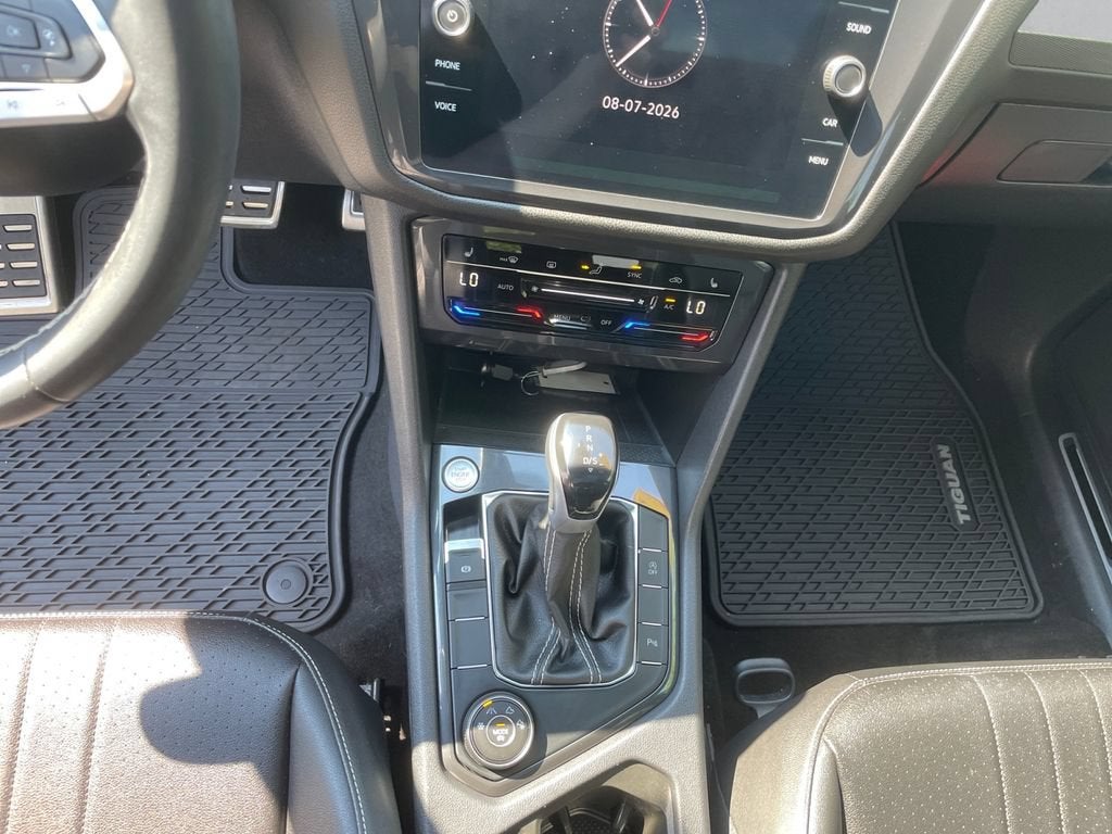 2023 Volkswagen Tiguan SE R-Line Black