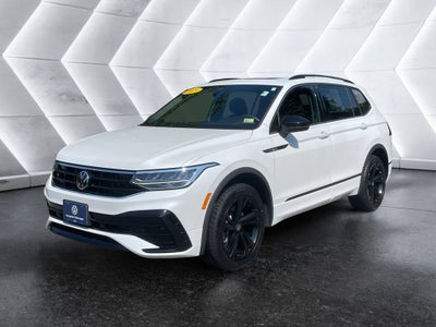 2023 Volkswagen Tiguan SE R-Line Black