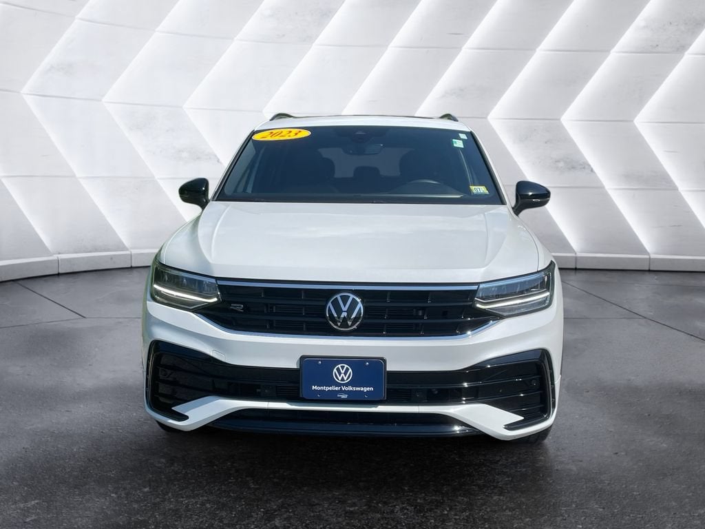 2023 Volkswagen Tiguan SE R-Line Black
