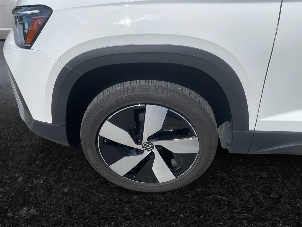 2025 Volkswagen Taos S