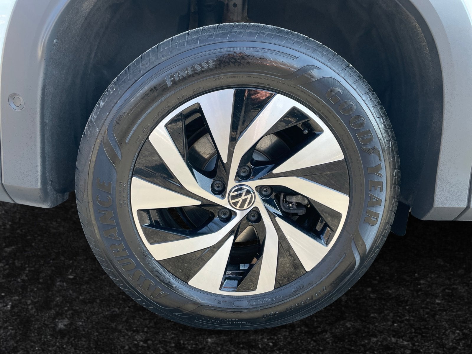 2025 Volkswagen Tiguan S