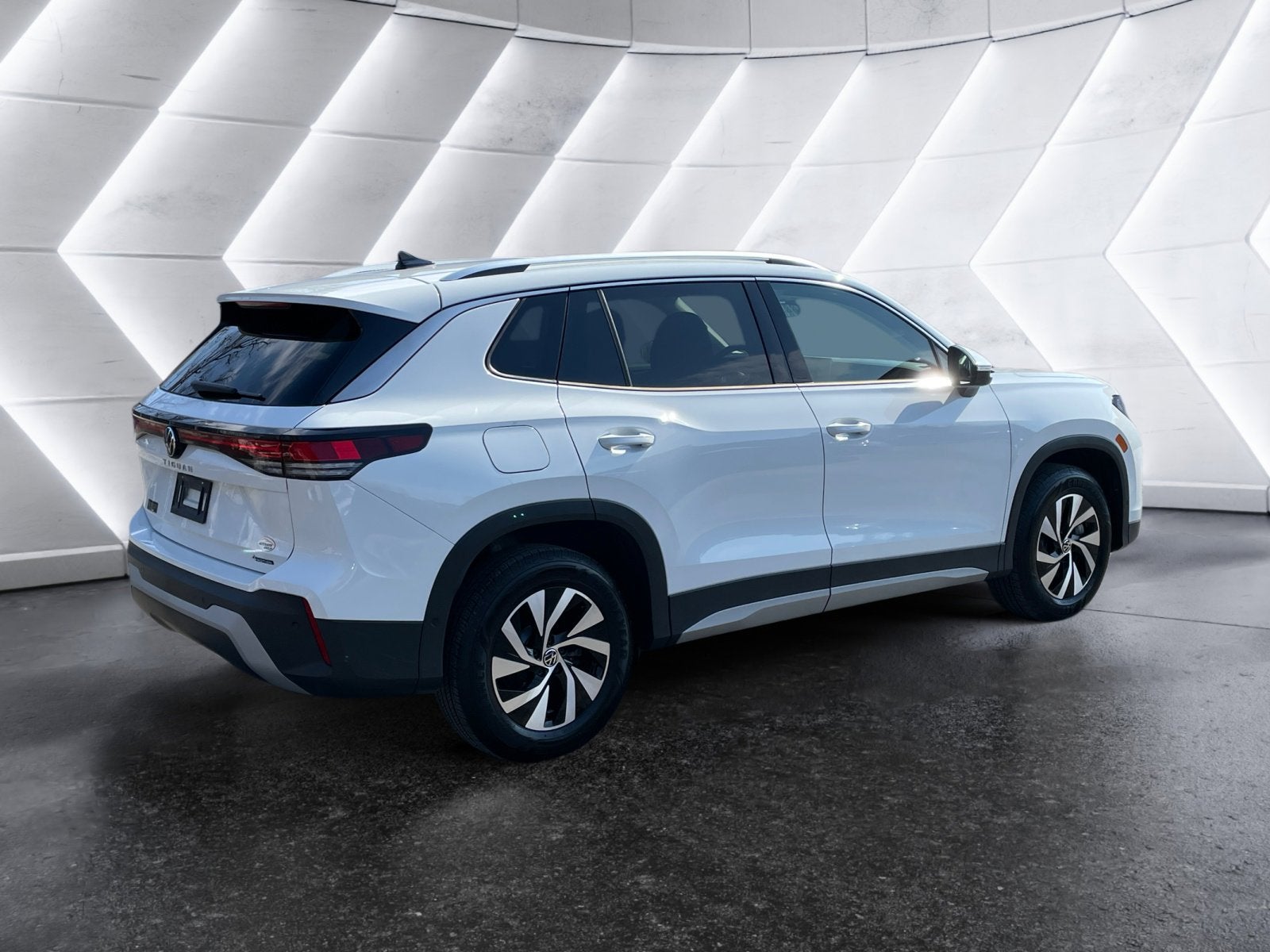 2025 Volkswagen Tiguan S