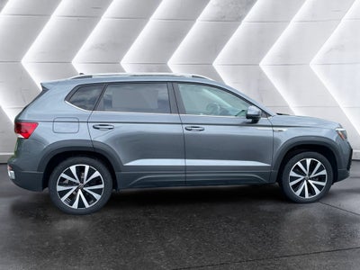 2022 Volkswagen Taos SE