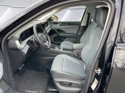 2025 Volkswagen Tiguan SE