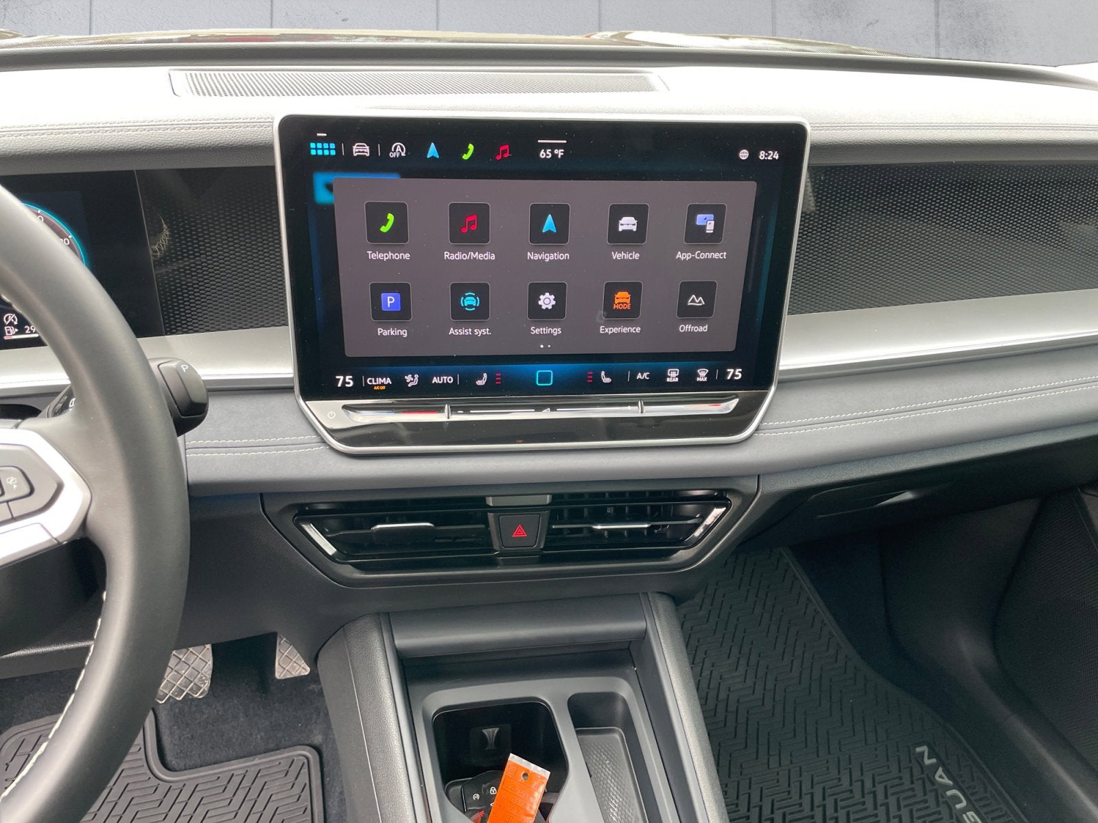 2025 Volkswagen Tiguan SE