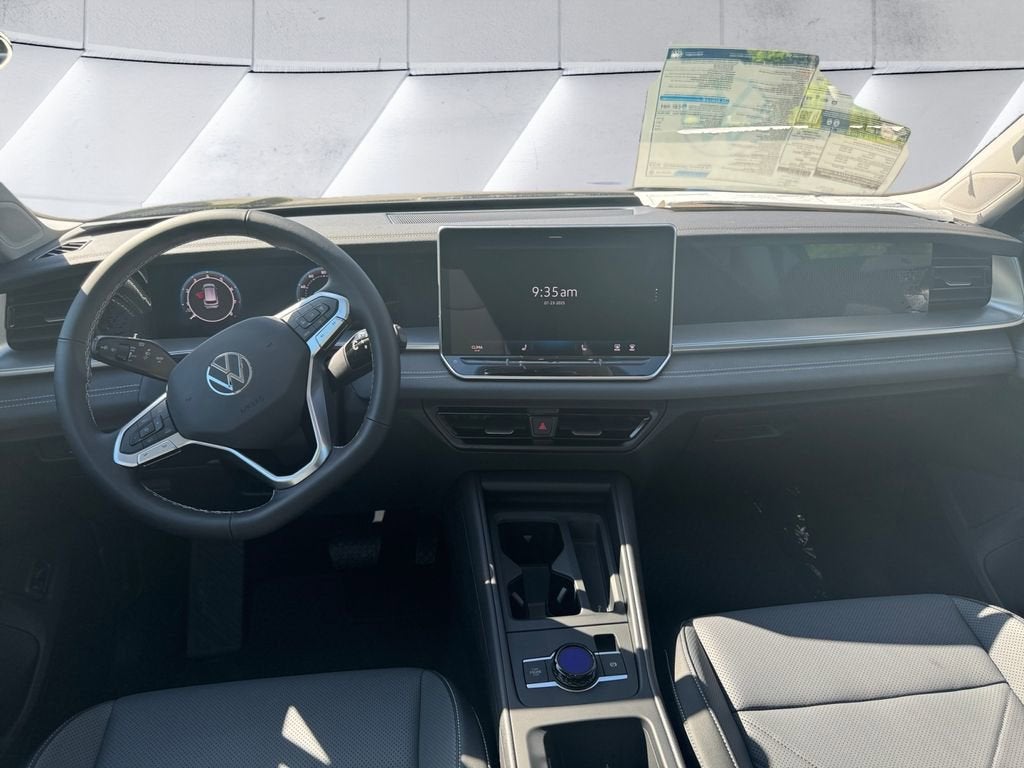 2025 Volkswagen Tiguan SE