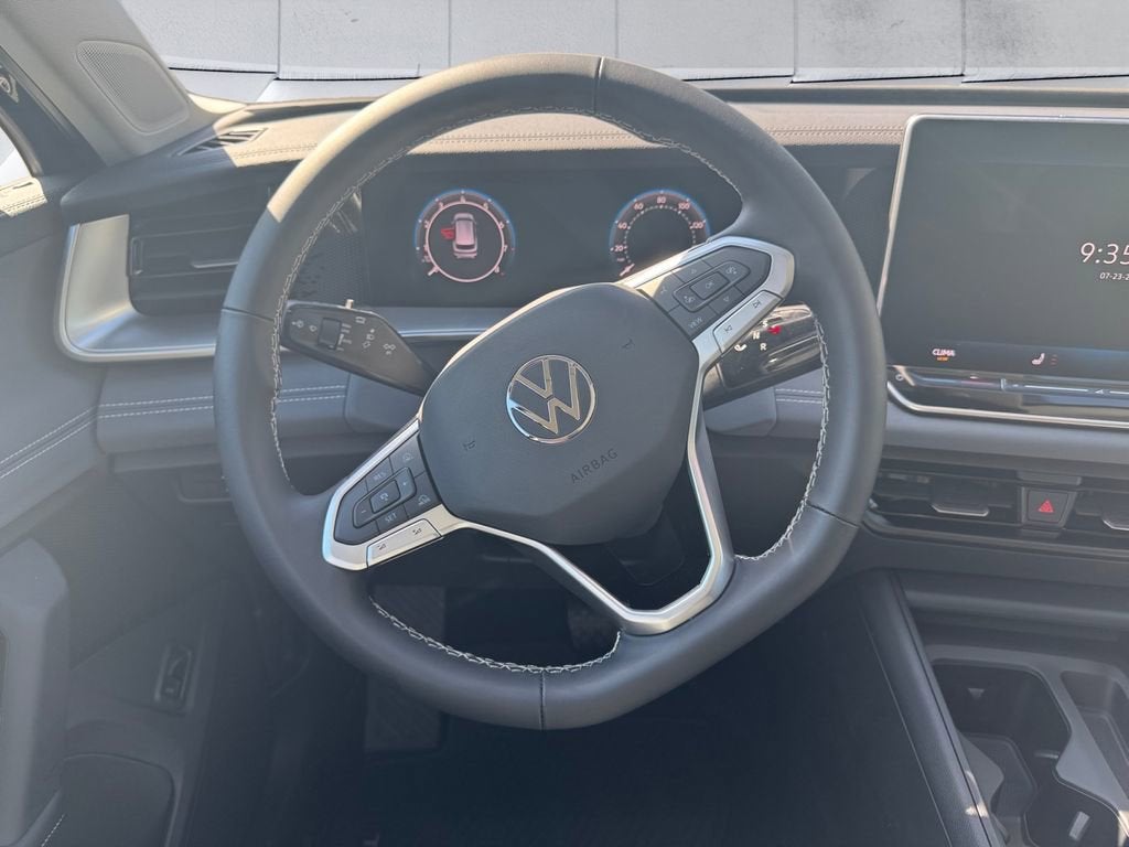 2025 Volkswagen Tiguan SE