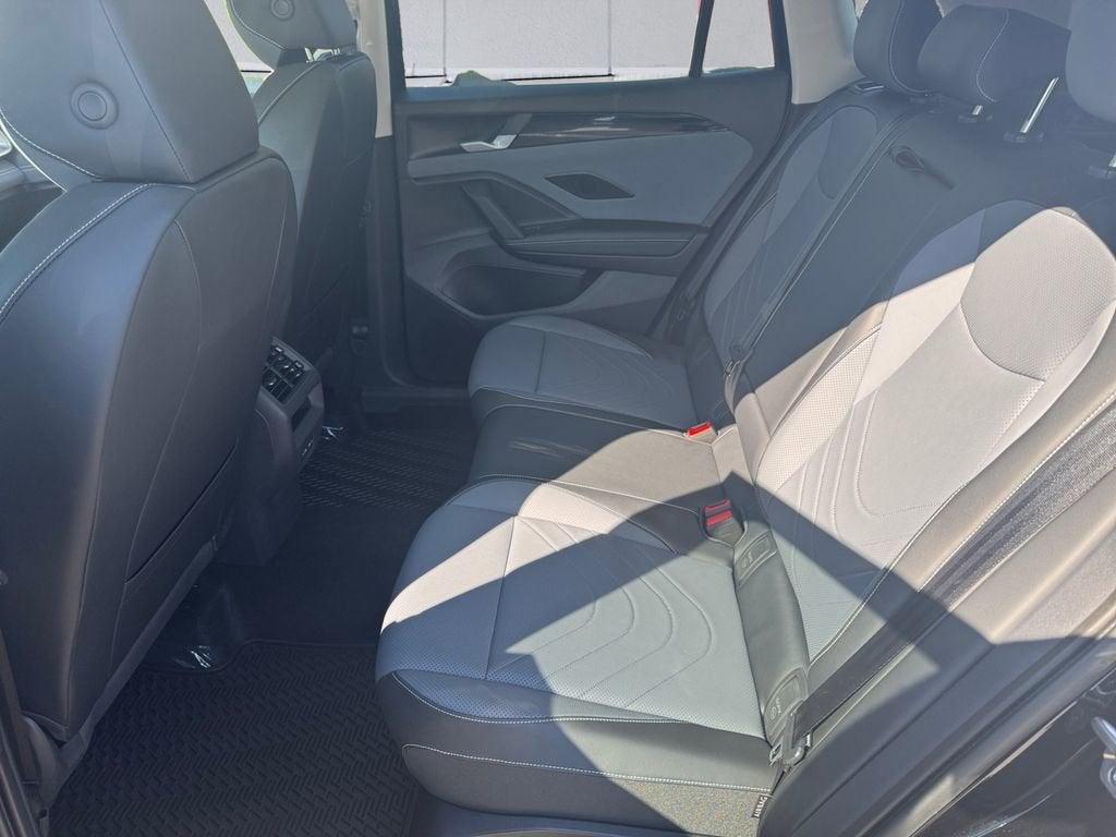 2025 Volkswagen Tiguan SE