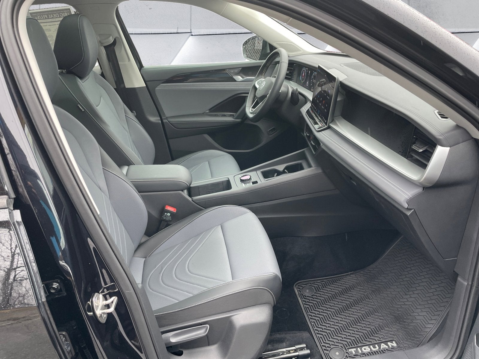 2025 Volkswagen Tiguan SE