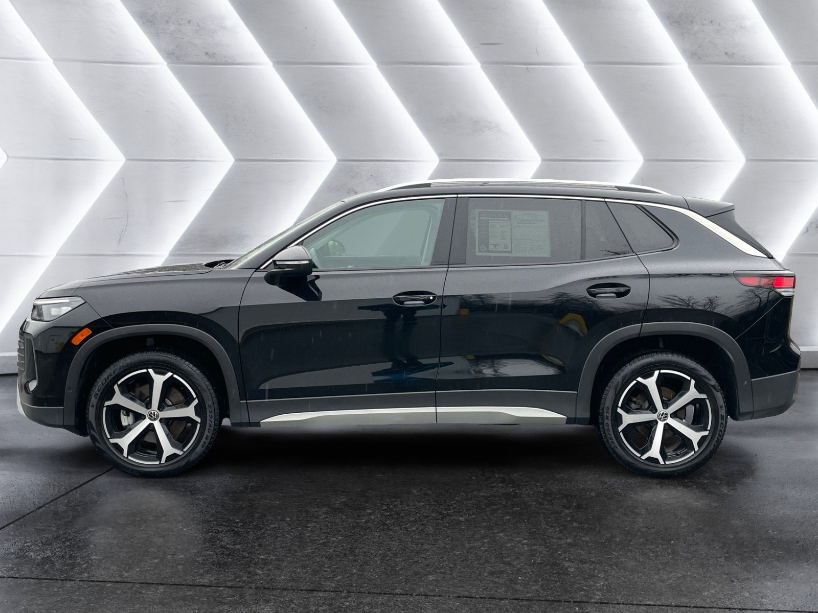 2025 Volkswagen Tiguan SE