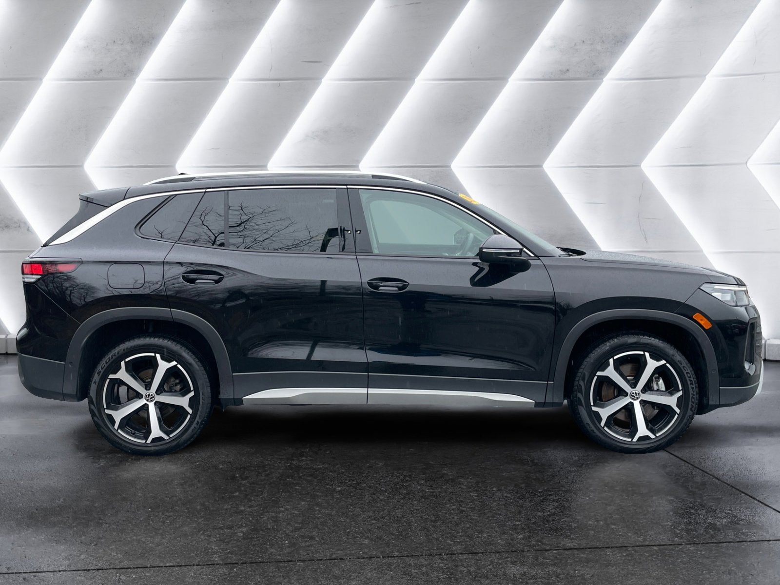 2025 Volkswagen Tiguan SE