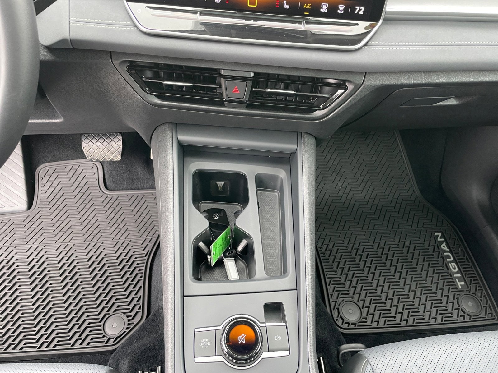 2025 Volkswagen Tiguan SE