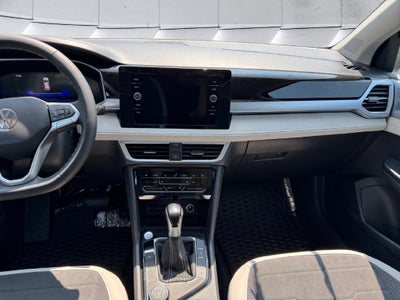 2025 Volkswagen Taos SE