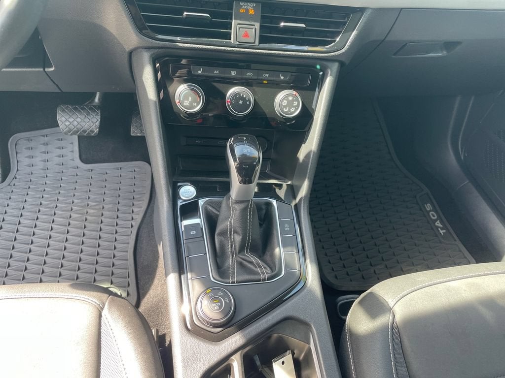 2023 Volkswagen Taos SE