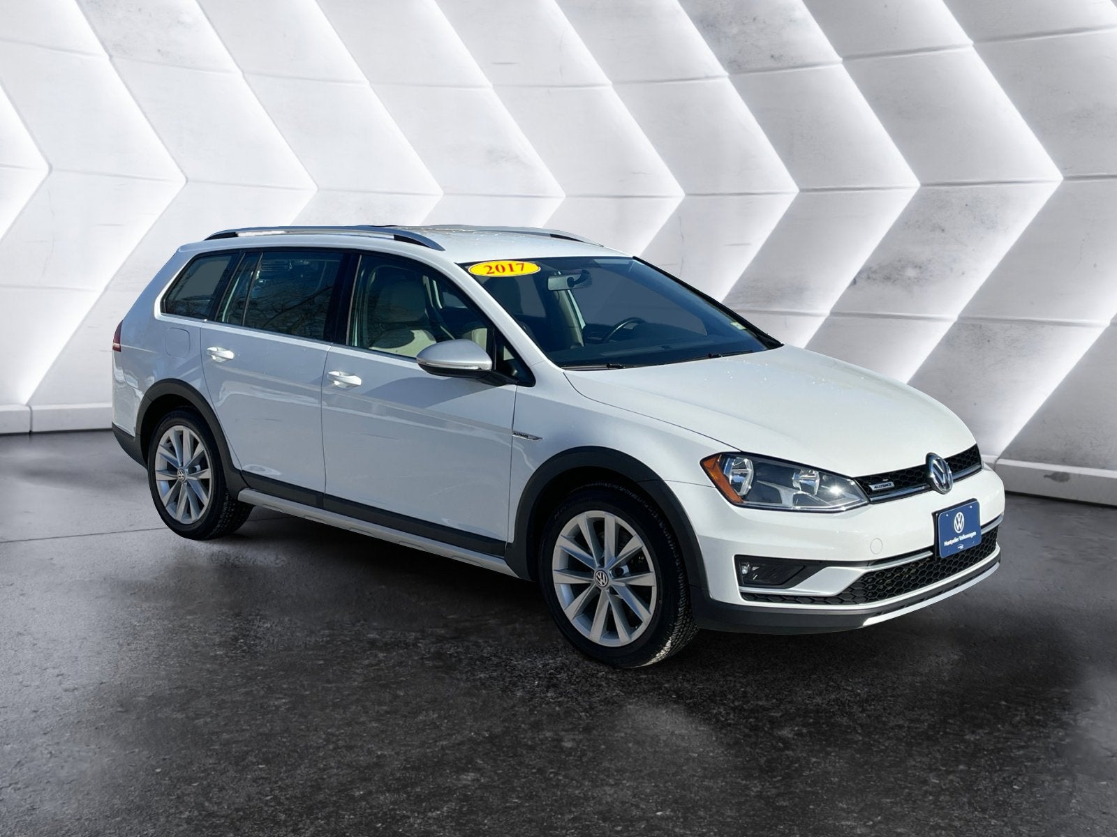 2017 Volkswagen Golf Alltrack Base
