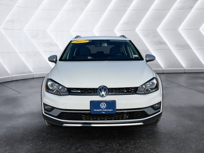 2017 Volkswagen Golf Alltrack Base