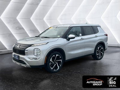 2024 Mitsubishi Outlander Base