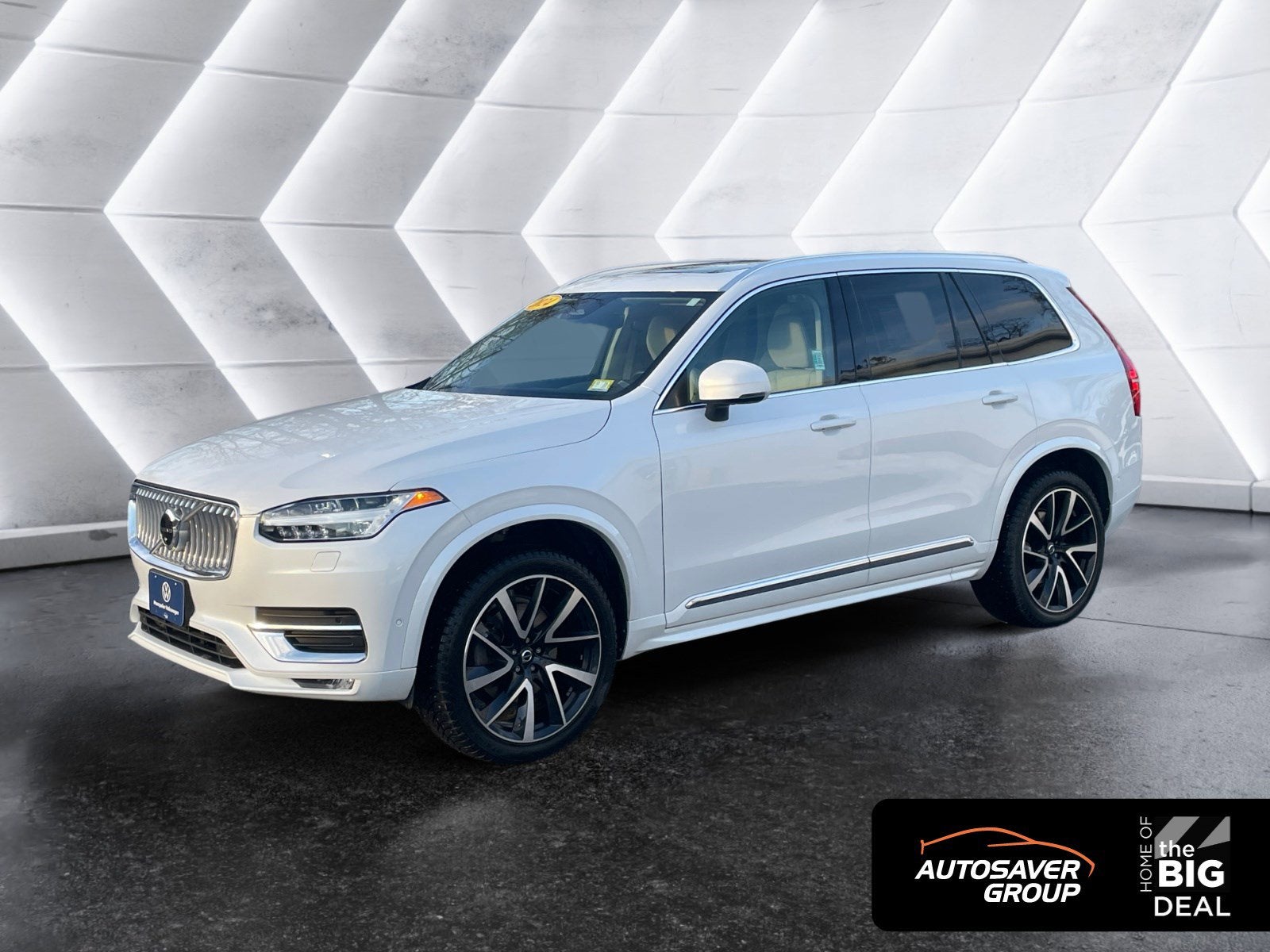 2023 Volvo XC90 Plus