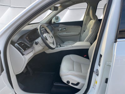 2023 Volvo XC90 Plus