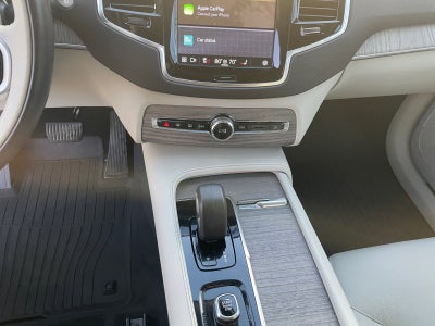 2023 Volvo XC90 Plus