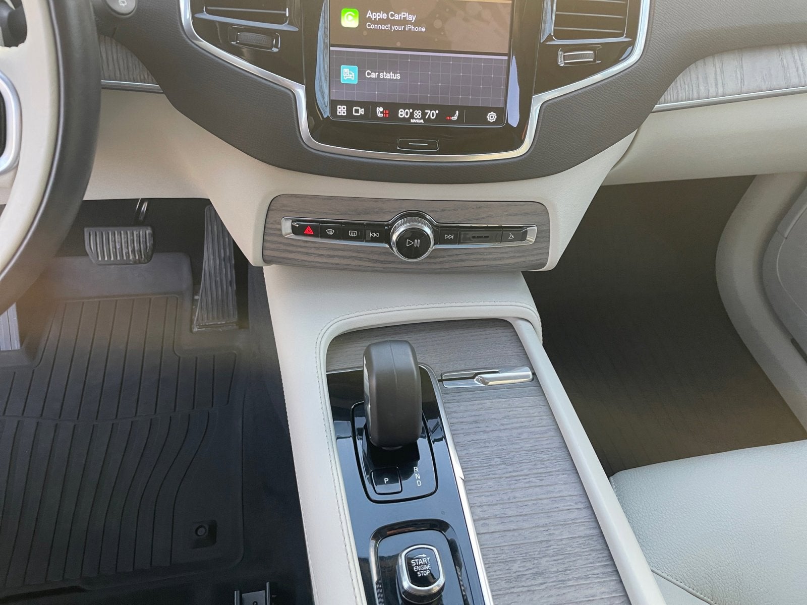 2023 Volvo XC90 Plus