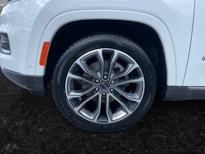 2022 Jeep Grand Wagoneer Series III