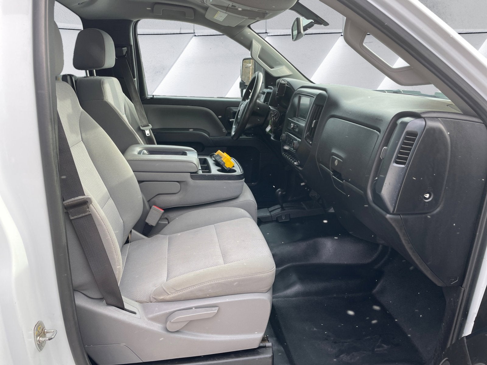 2018 GMC Sierra 3500HD 4WD Reg Cab 137.5" WB, 59.06" CA