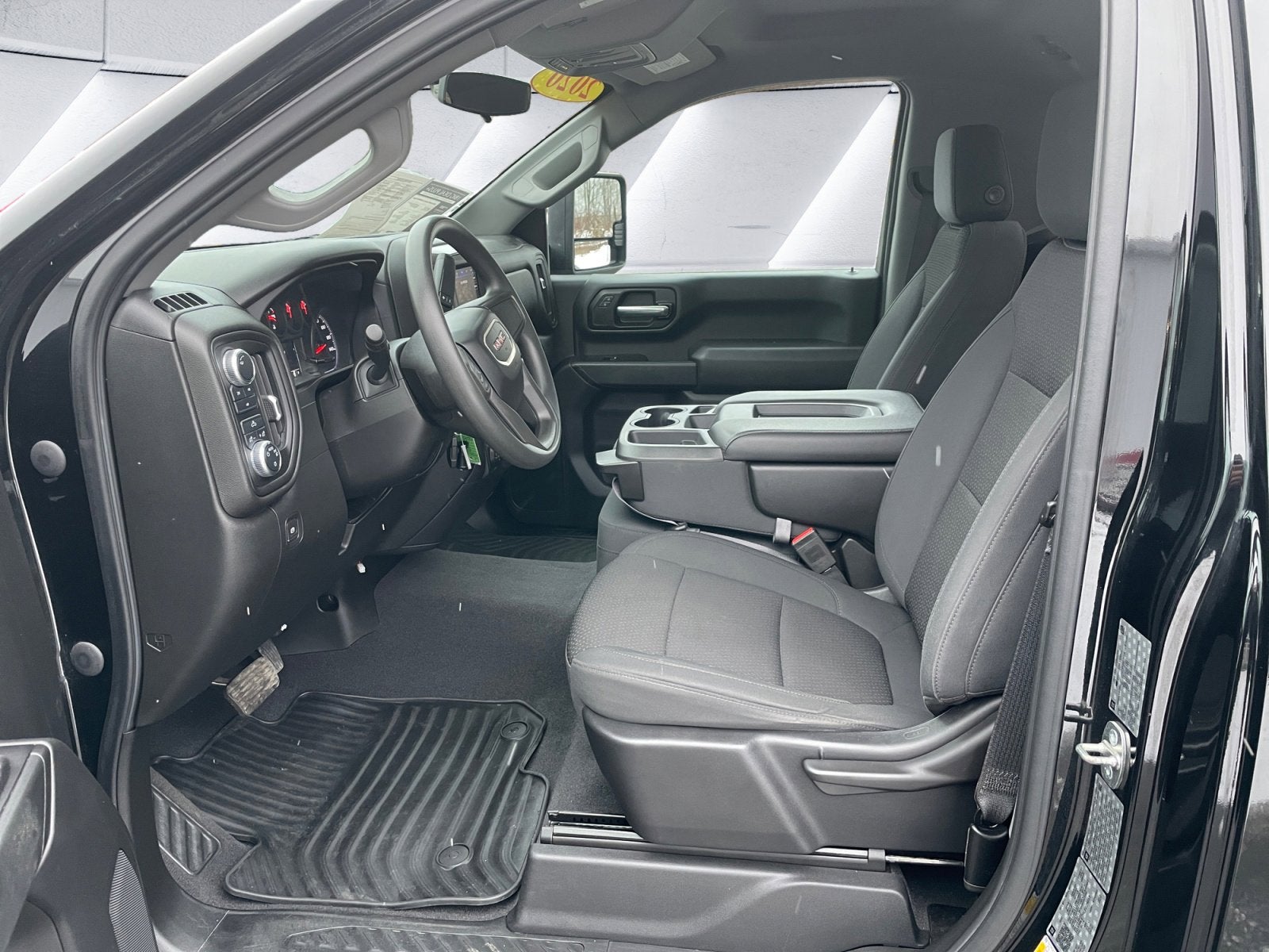 2020 GMC Sierra 2500HD 4WD Reg Cab 142"