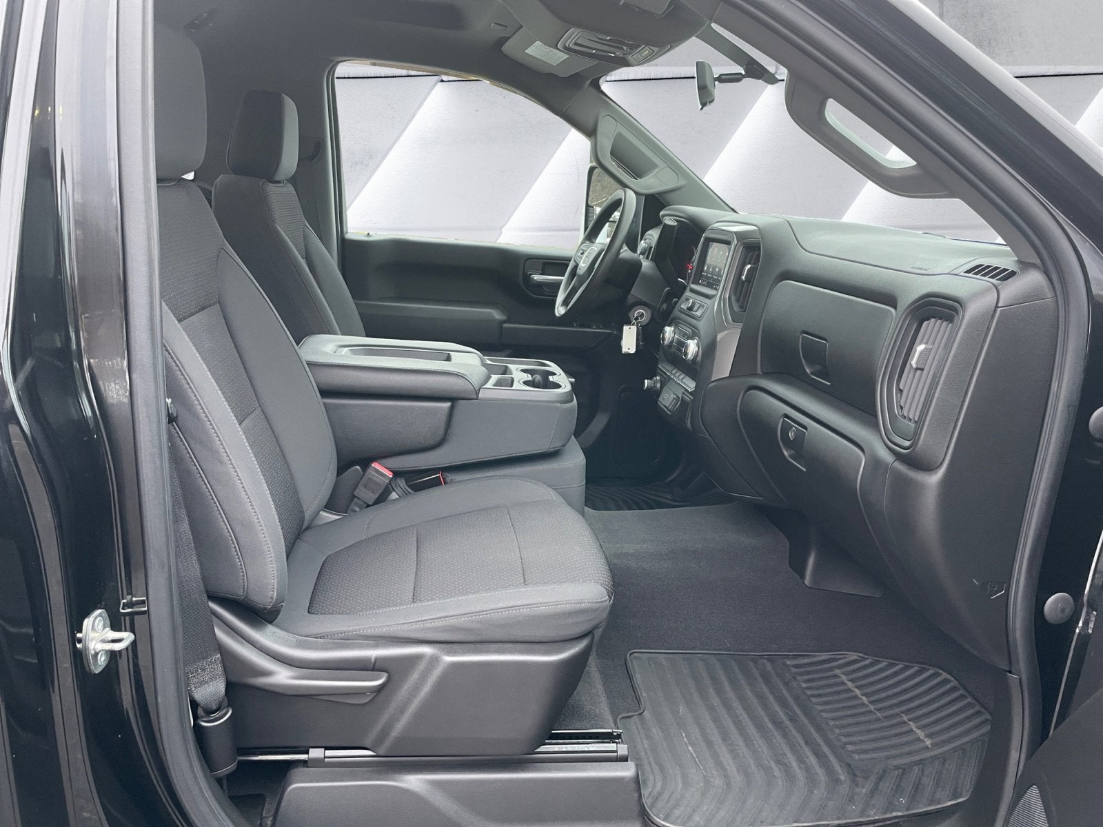 2020 GMC Sierra 2500HD 4WD Reg Cab 142"