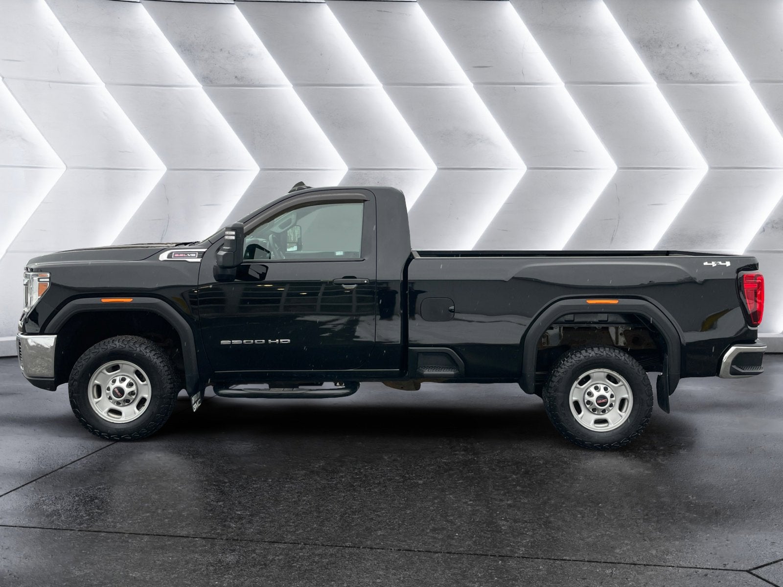 2020 GMC Sierra 2500HD 4WD Reg Cab 142"