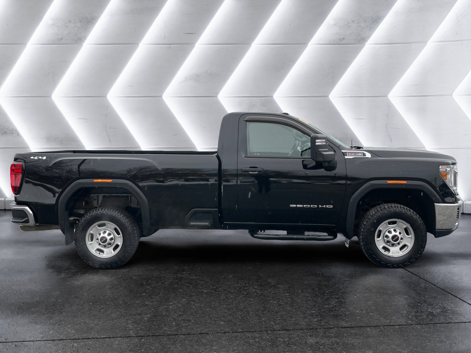 2020 GMC Sierra 2500HD 4WD Reg Cab 142"