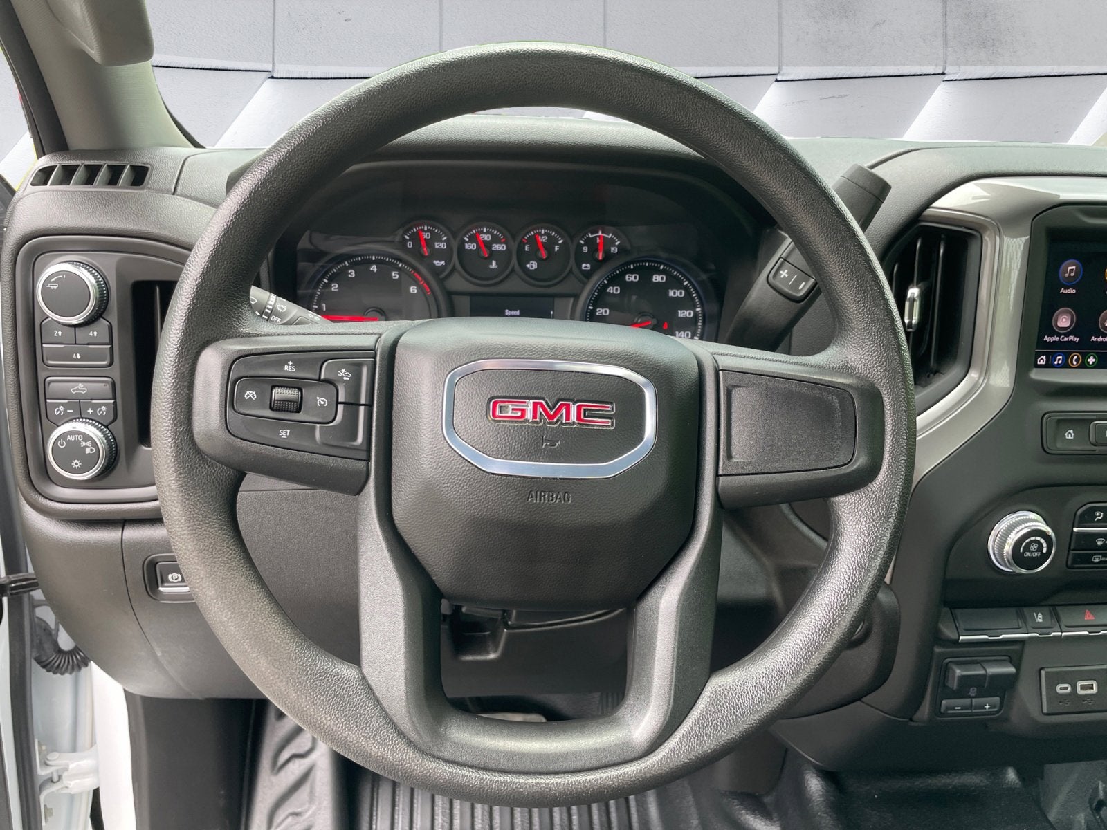 2025 GMC Sierra 2500HD Pro