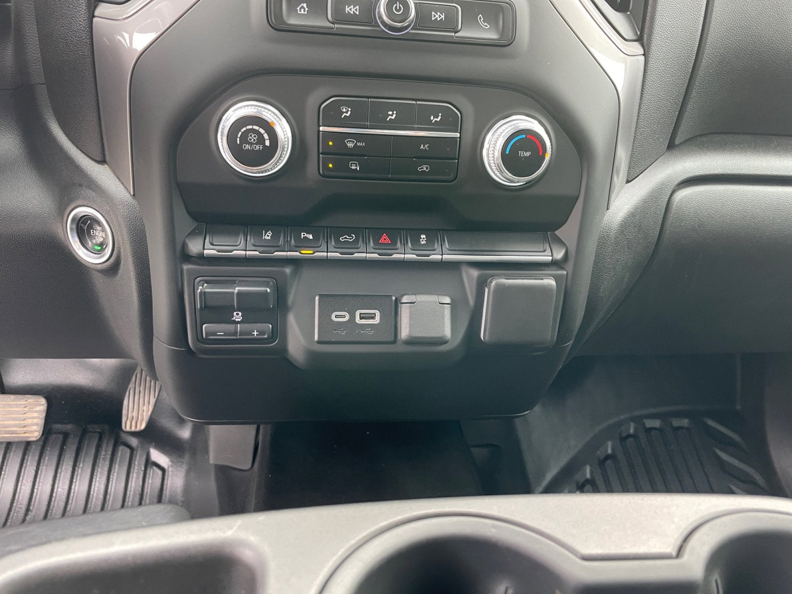 2024 GMC Sierra 3500HD Pro