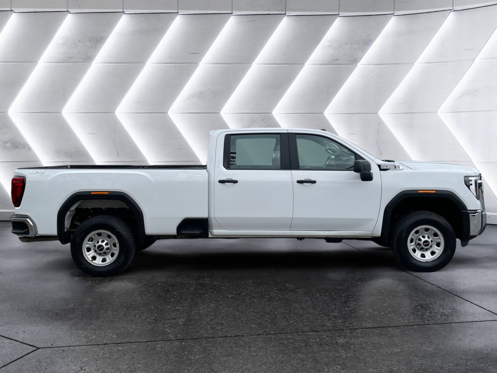 2024 GMC Sierra 3500HD Pro