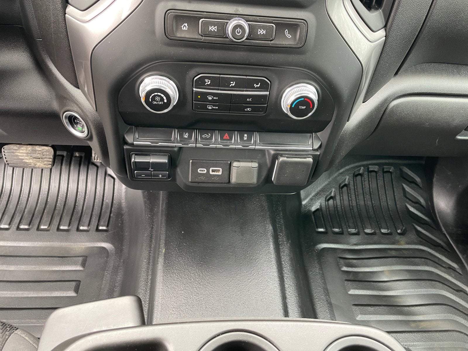 2024 GMC Sierra 2500HD Pro