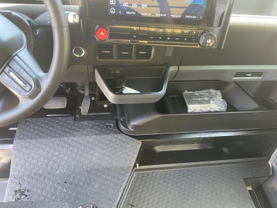 2024 BrightDrop Zevo 600 eAWD 600
