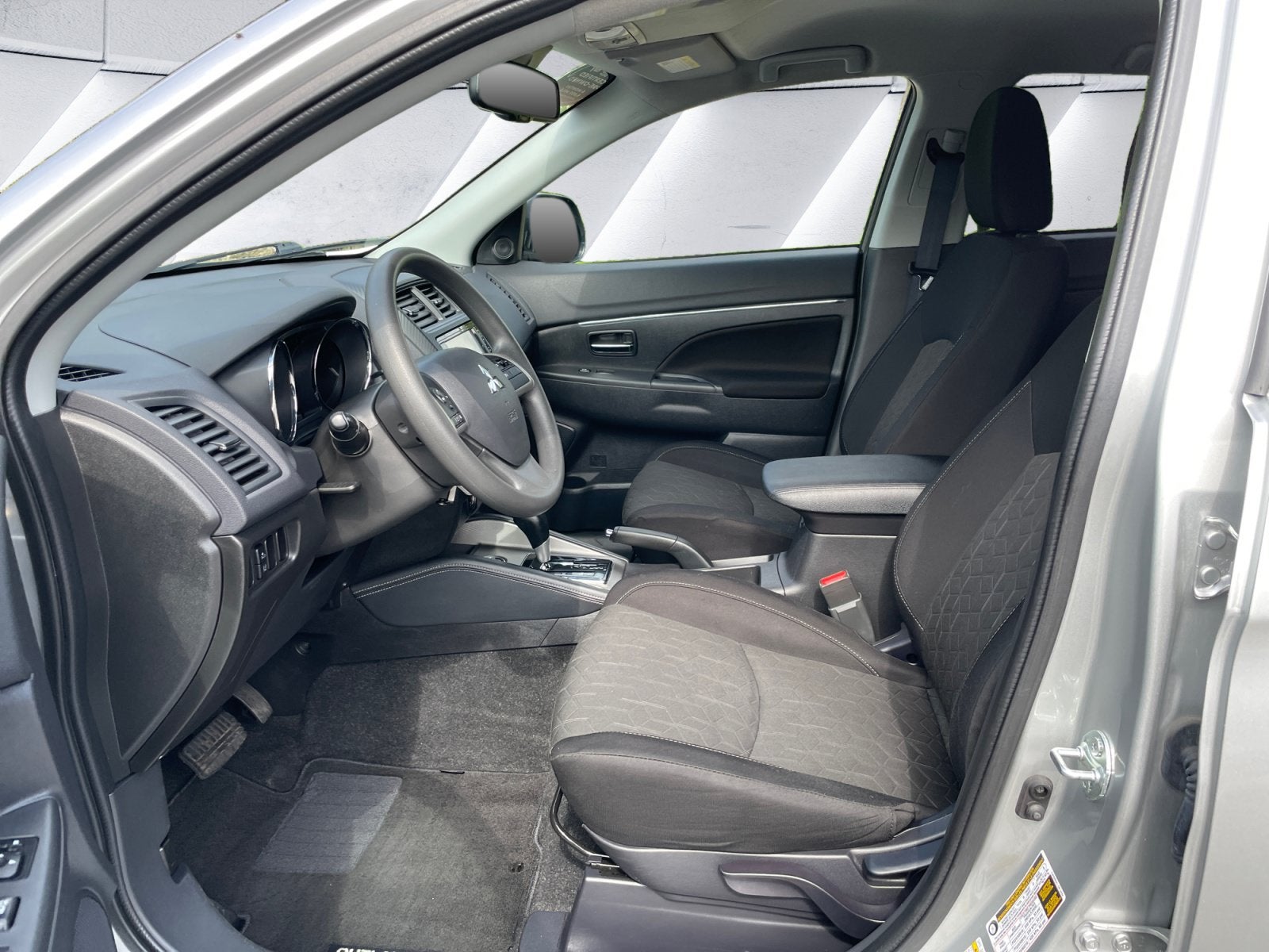 2025 Mitsubishi Outlander Sport Base