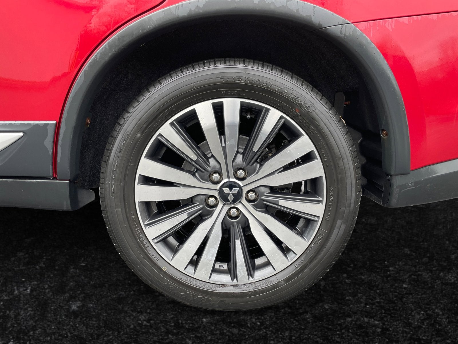 2019 Mitsubishi Outlander Base
