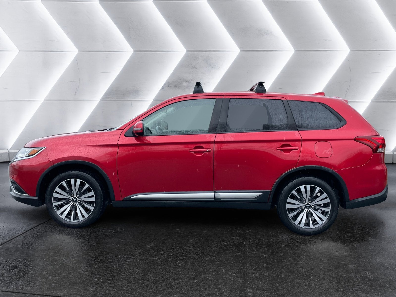 2019 Mitsubishi Outlander Base