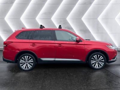 2019 Mitsubishi Outlander Base